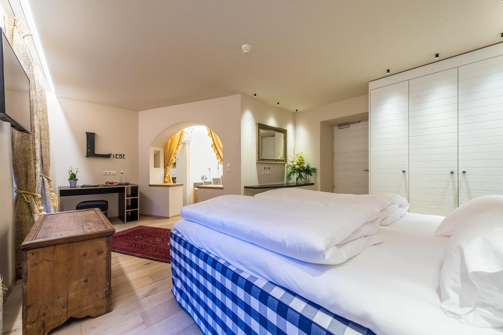 Adler Suite & Stube Villabassa Exterior photo